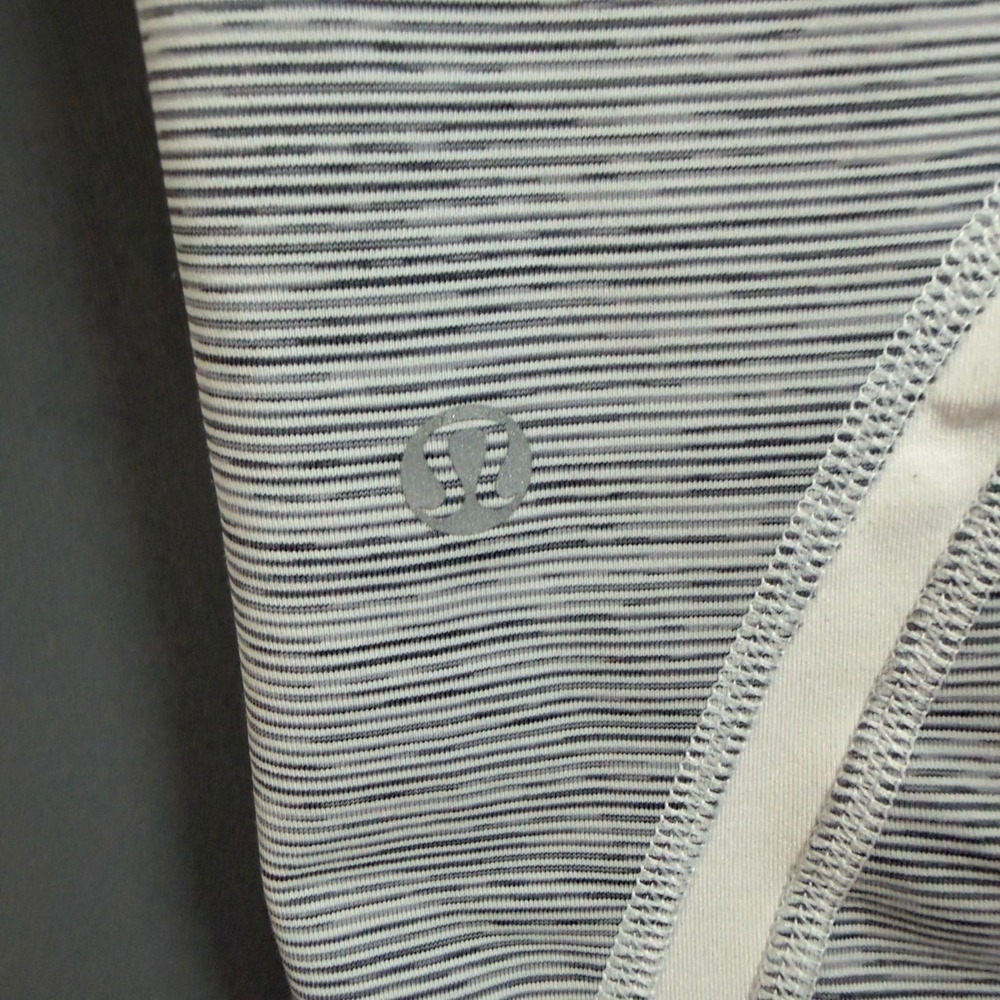 Lululemon Run Inspire Crop II Leggings White Black Stripe Womens 10 - Picture 6 of 7